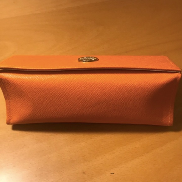 Tory Burch Sunglass Case - Picture 5 of 9